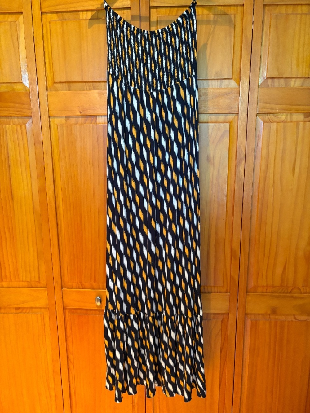 NWT Michael Kors Strapless Maxi Dress Size Medium Blue with Yellow and White
